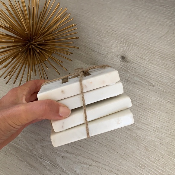 “H” West Elm Set of 4 Marble Coasters marble brass - Picture 3 of 5